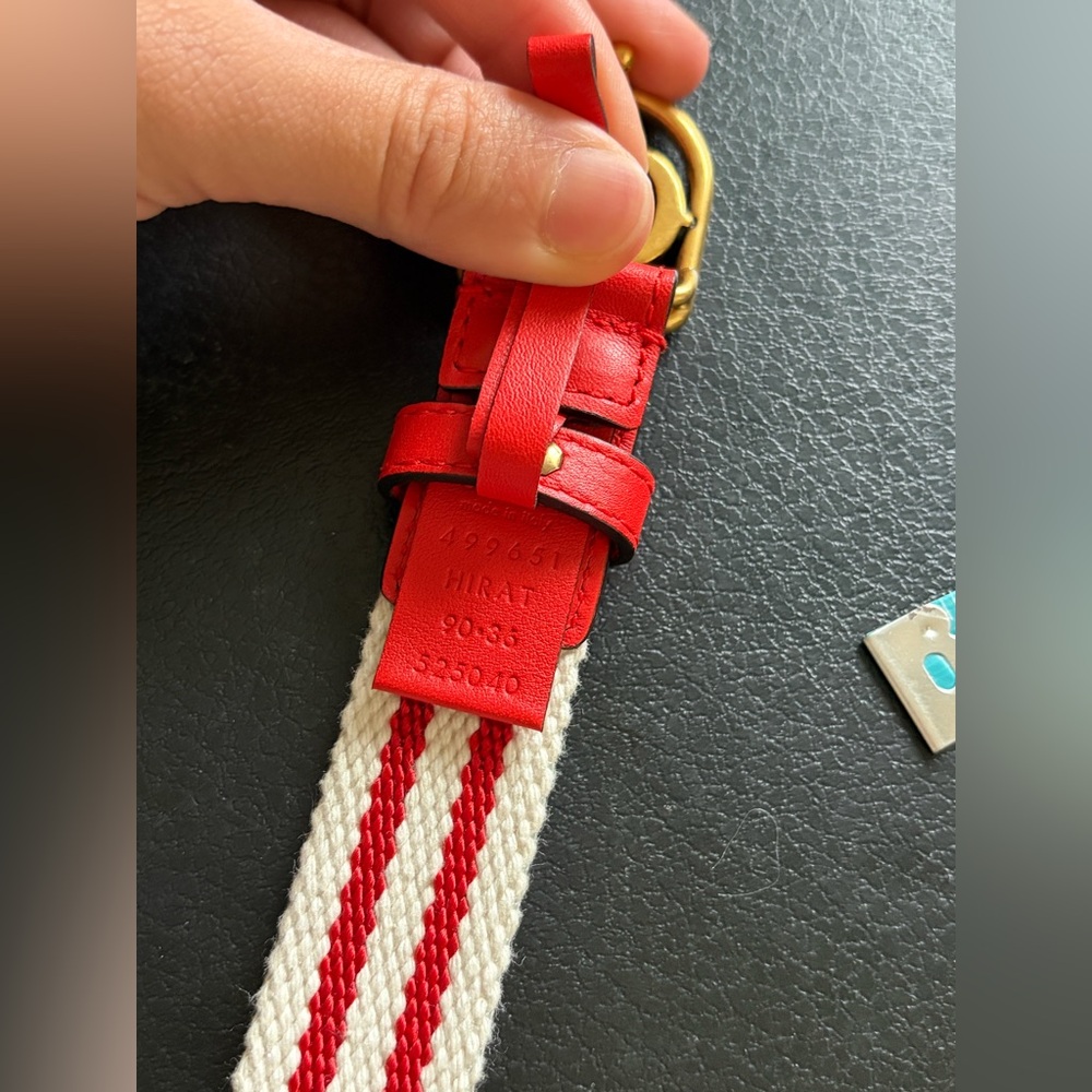 Gucci Red and White Striped Belt with Gold GG Buckle - Picture 9 of 9